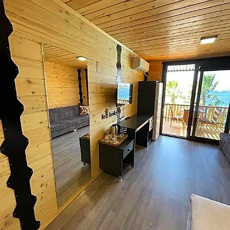 Bitez Tiny House & 酒店 5*
