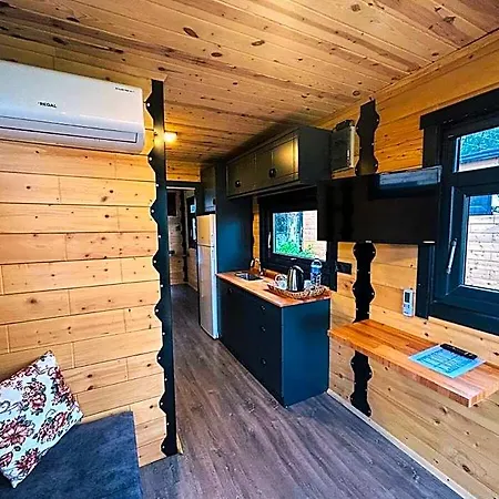 Bitez Tiny House &